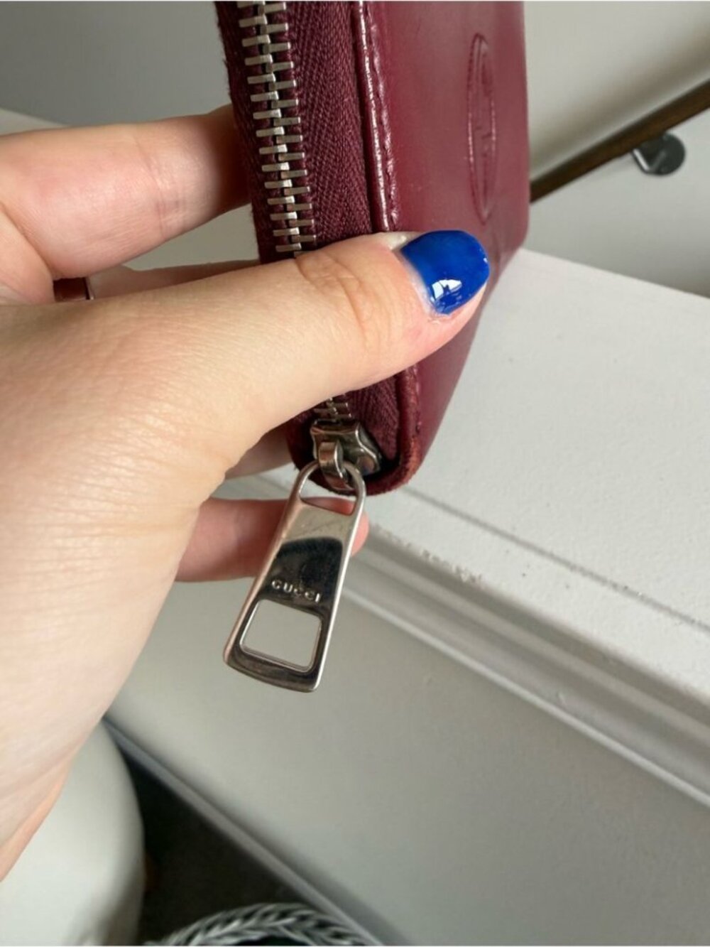 Gucci Deep Wine Res Leather Zip Around Wallet with Embossed GG - Picture 5 of 8